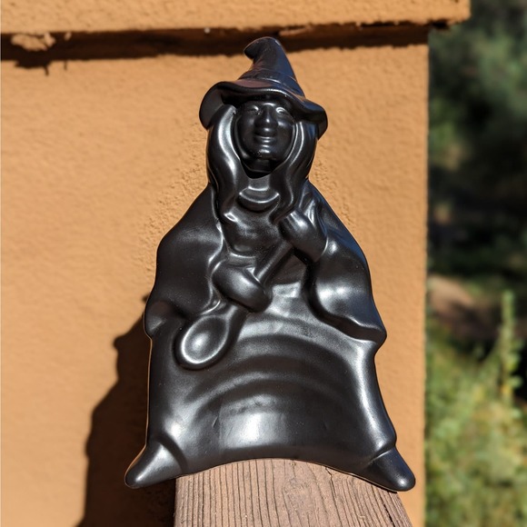 Vintage Witch w Spoon Matte Black Ceramic for Halloween Cauldron/Candy Dish - Picture 13 of 13